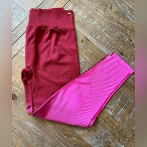Like New Victoria’s Secret Pink Active Leggings, Size XL